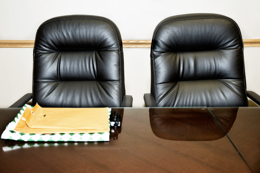 Kamu İhale Kararlarına Nasıl ve Ne Sürede İtiraz Edilir? Avukatlar İçin Adım Adım Hukuki Kılavuz