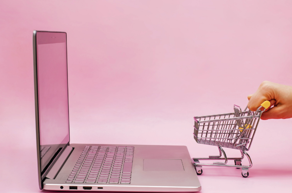 İnternetten Alınan Ürünlerin ve Ambalajı Açılan Elektronik Cihazların İadesi ve Hukuki Statüsü (2026)